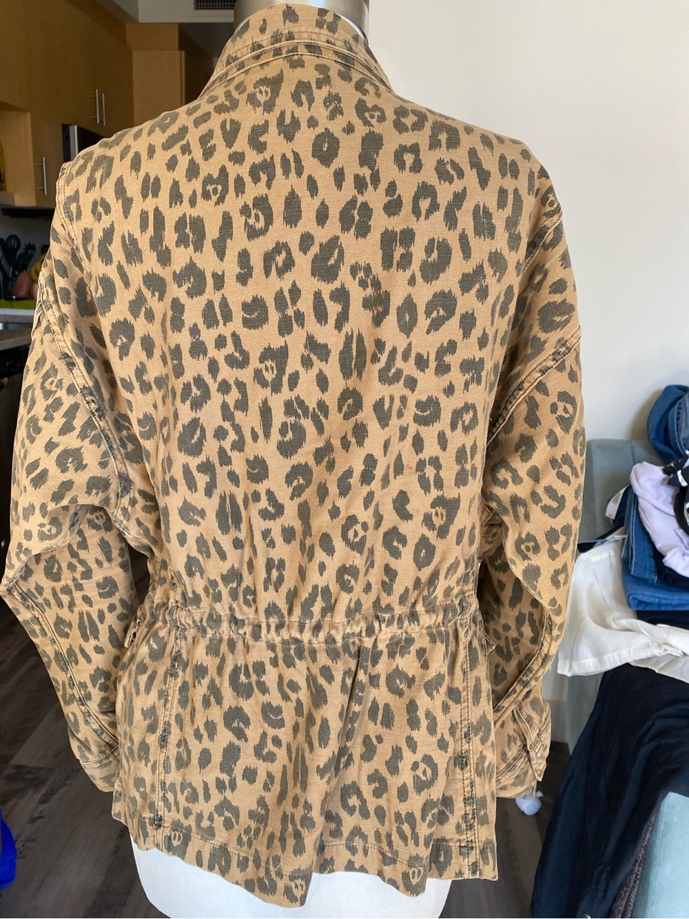 Frame Leopard-Print Utility Jacket - Picture 3 of 8